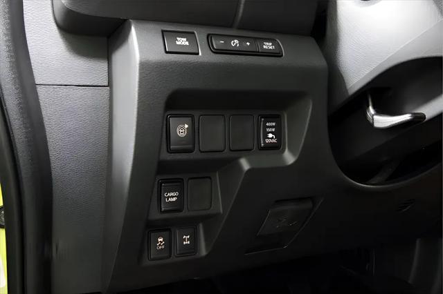 2026 Nissan Frontier Crew Cab PRO-4X 4x4