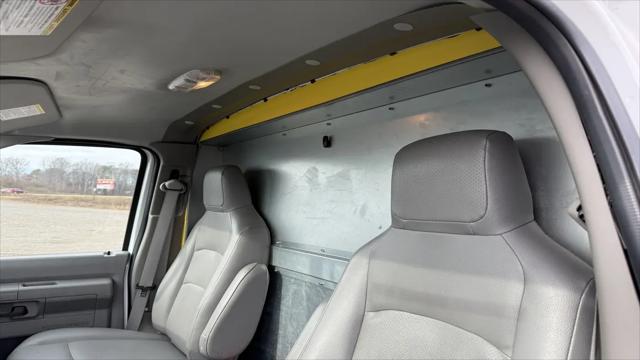 2024 Ford E-350 Cutaway Base