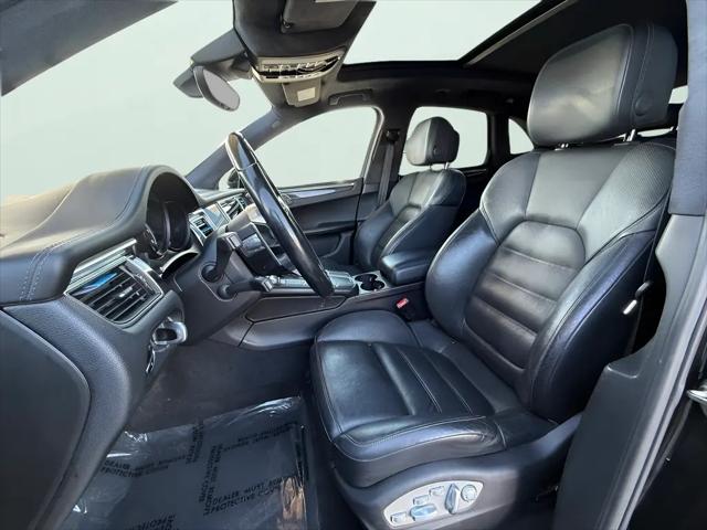 2018 Porsche Macan Turbo