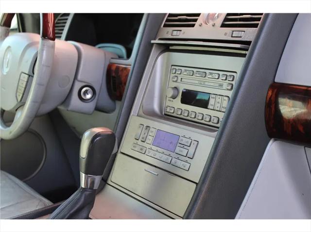 2004 Lincoln Navigator Luxury