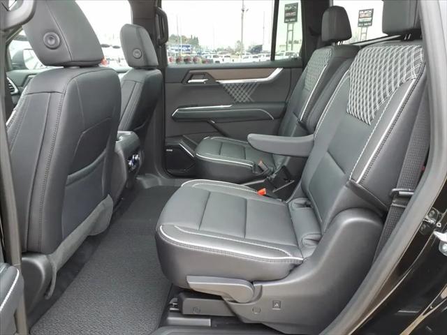 2026 GMC Acadia Denali AWD
