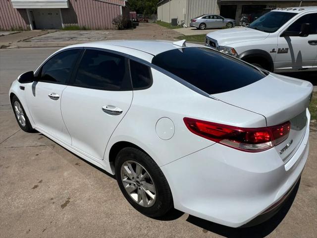 2017 Kia Optima LX