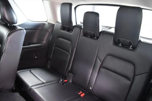 2022 Nissan Pathfinder SL 2WD