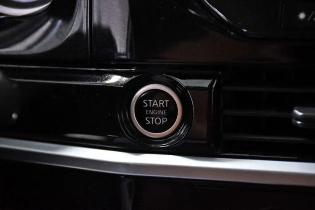 2022 Nissan Pathfinder SL 2WD
