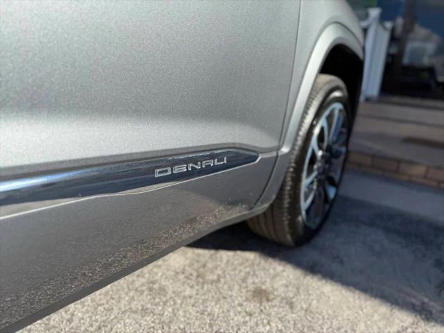 2020 GMC Acadia FWD Denali