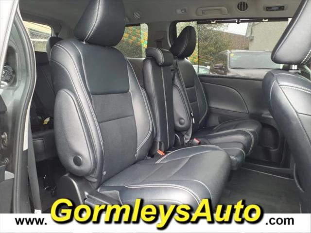 2018 Toyota Sienna SE 8 Passenger
