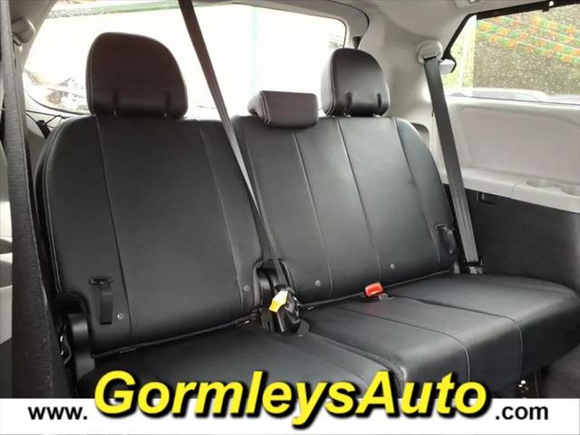 2018 Toyota Sienna SE 8 Passenger