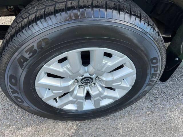 2023 Nissan Frontier Crew Cab SV 4x2