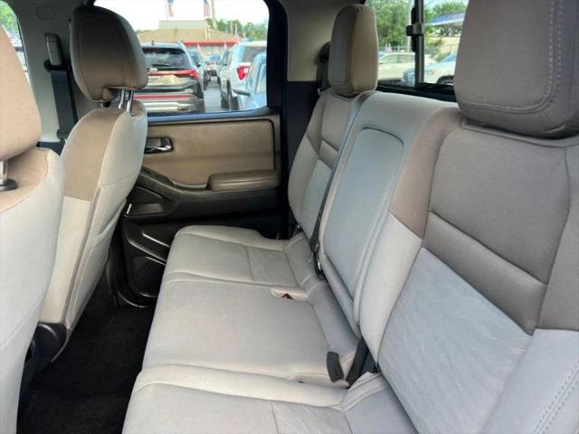 2023 Nissan Frontier Crew Cab SV 4x2
