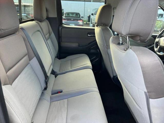 2023 Nissan Frontier Crew Cab SV 4x2