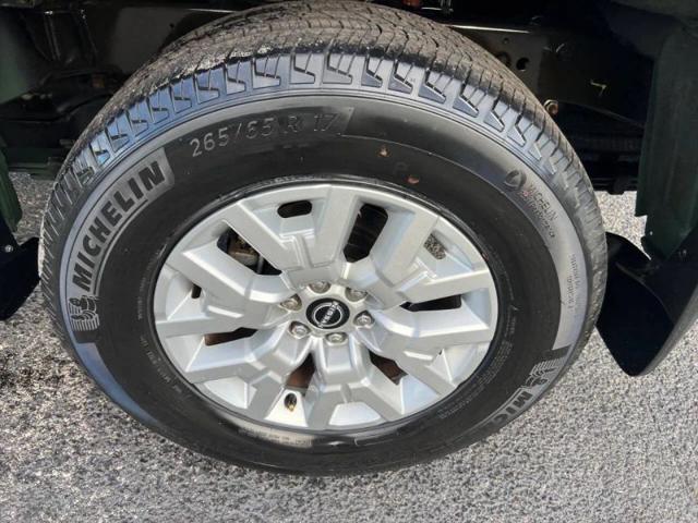 2023 Nissan Frontier Crew Cab SV 4x2