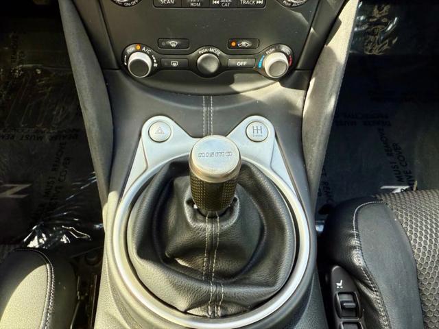 2015 Nissan 370Z Touring Sport