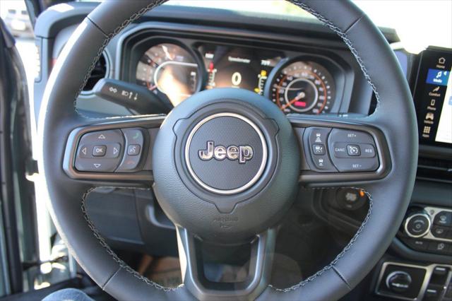 2025 Jeep Gladiator Sport