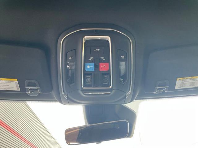 2025 Jeep Grand Cherokee Laredo X 4x4
