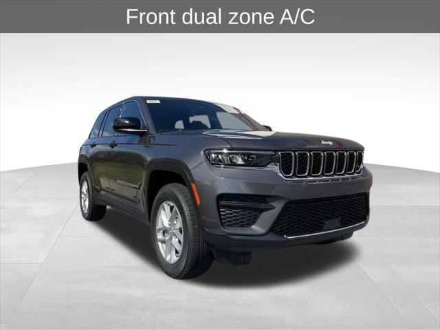 2025 Jeep Grand Cherokee Laredo X 4x4