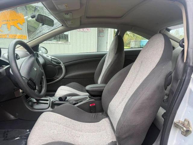 2000 Mercury Cougar V6