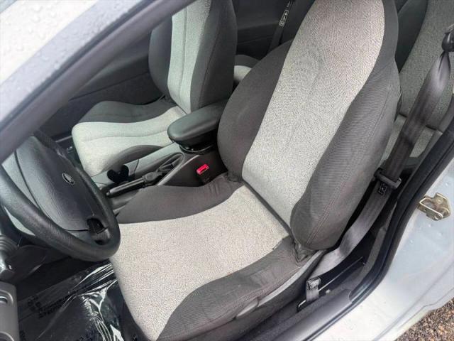 2000 Mercury Cougar V6