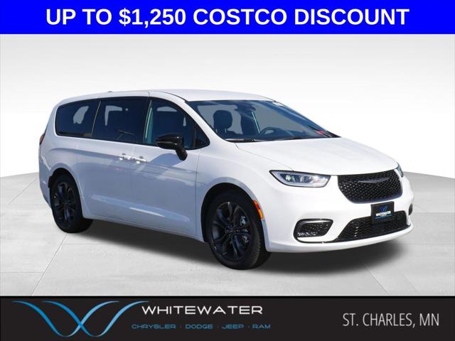 2026 Chrysler Pacifica Select for sale in St Charles, MN