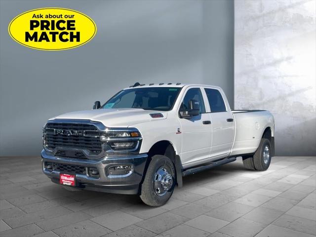 2026 RAM Ram 3500 RAM 3500 TRADESMAN CREW CAB 4X4 8 BOX