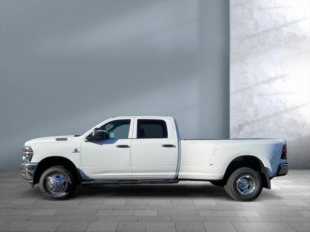 2026 RAM Ram 3500 RAM 3500 TRADESMAN CREW CAB 4X4 8 BOX