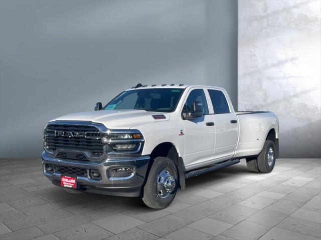 2026 RAM Ram 3500 RAM 3500 TRADESMAN CREW CAB 4X4 8 BOX
