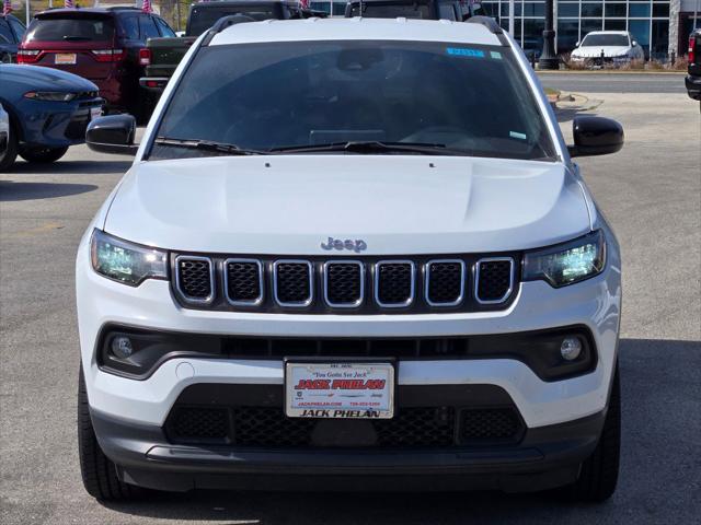 2024 Jeep Compass Latitude 4x4 2024 Jeep Compass Latitude 4x4