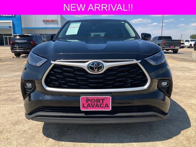 2022 Toyota Highlander LE