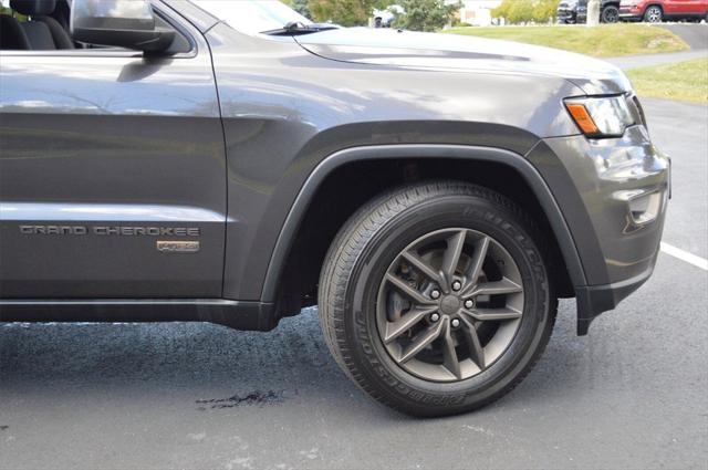 2016 Jeep Grand Cherokee 75th Anniversary 2016 Jeep Grand Cherokee 75th Anniversary