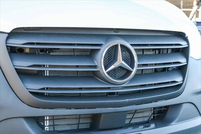 2026 Mercedes-Benz Sprinter Cargo Van High Roof 4-Cyl Diesel