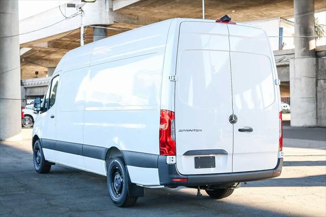 2026 Mercedes-Benz Sprinter Cargo Van High Roof 4-Cyl Diesel