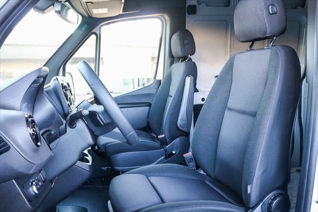 2026 Mercedes-Benz Sprinter Cargo Van High Roof 4-Cyl Diesel