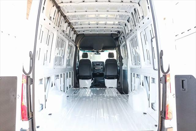2026 Mercedes-Benz Sprinter Cargo Van High Roof 4-Cyl Diesel