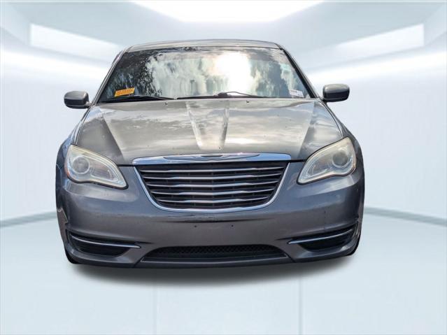 2012 Chrysler 200 LX