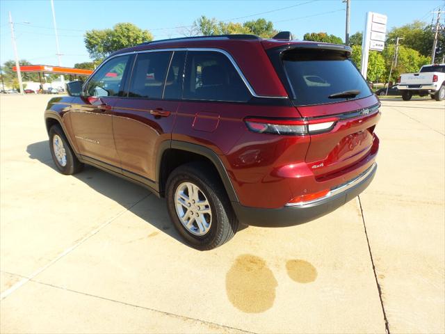 2024 Jeep Grand Cherokee Laredo 4x4