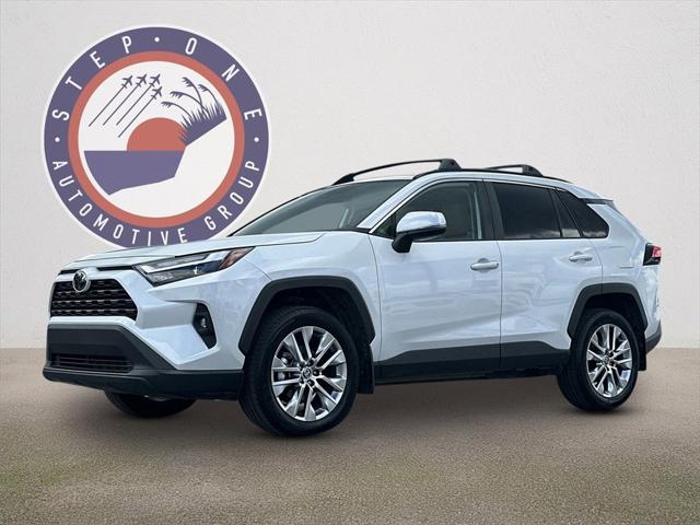 2025 Toyota RAV4 XLE Premium