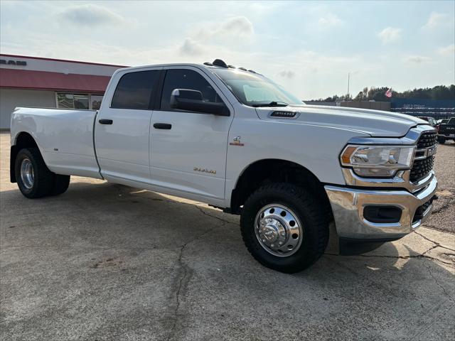 2022 RAM 3500 Big Horn Crew Cab 4x4 8 Box 2022 RAM 3500 Big Horn Crew Cab 4x4 8 Box