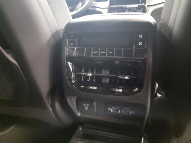 2025 Jeep Grand Cherokee L Altitude X 4x4