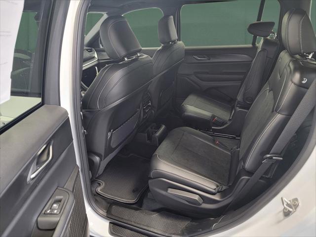 2025 Jeep Grand Cherokee L Altitude X 4x4