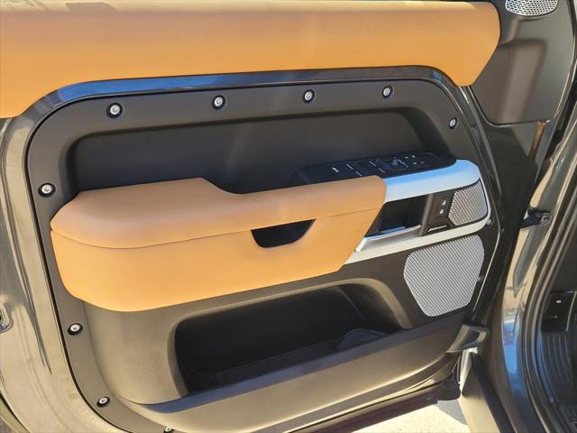 2023 Land Rover Defender 130 First Edition