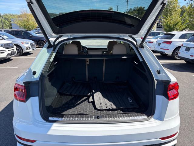 2021 Audi Q8 Premium Plus 55 TFSI quattro Tiptronic