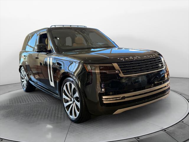2025 Land Rover Range Rover P530 SE