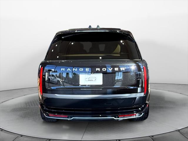 2025 Land Rover Range Rover P530 SE