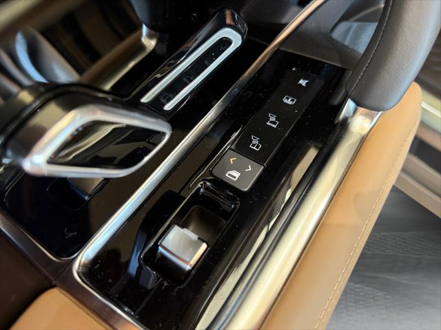 2025 Land Rover Range Rover P530 SE