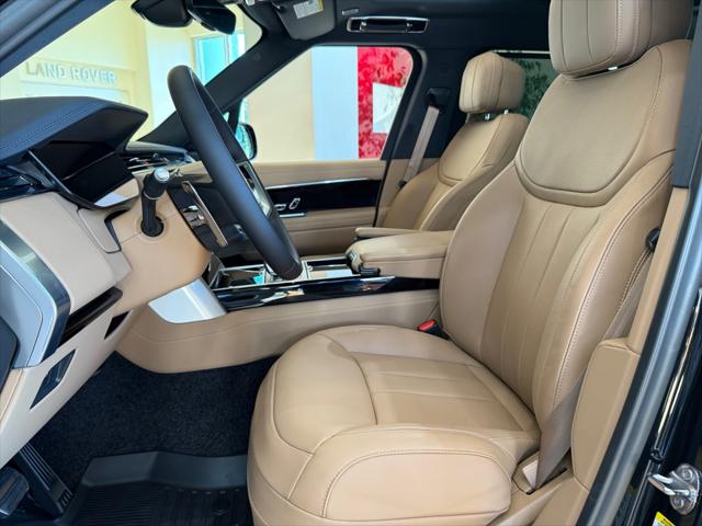2025 Land Rover Range Rover P530 SE