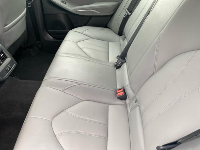 2020 Toyota Avalon XLE