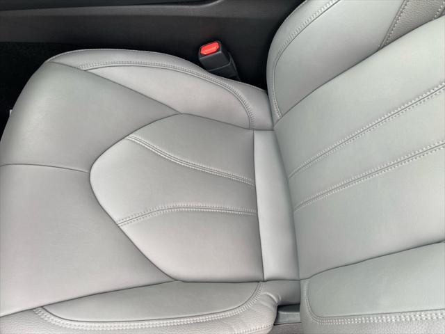 2020 Toyota Avalon XLE