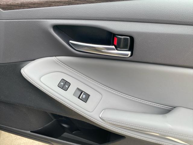 2020 Toyota Avalon XLE