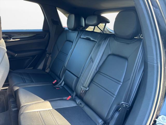 2020 Porsche Cayenne Unknown