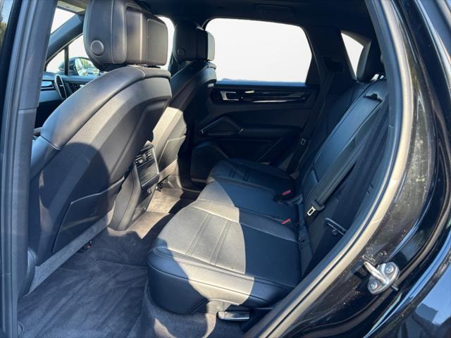 2020 Porsche Cayenne Unknown