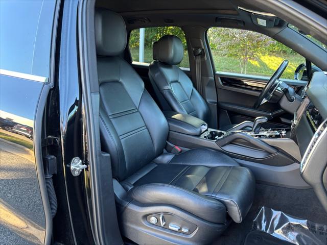 2020 Porsche Cayenne Unknown